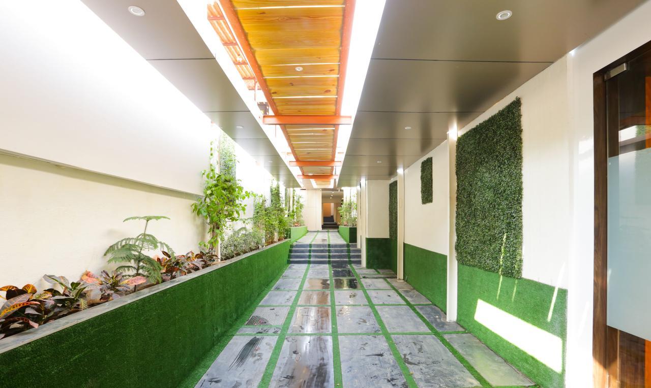 Fabexpress Golden Tulipz Hotell Mumbai Eksteriør bilde